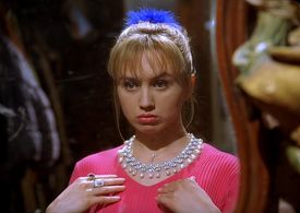 Natalya Shchukina in Come Look at Me (2001)