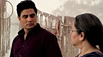 Ayesha Raza Mishra and Shiv Panditt in Sutliyan (2022)