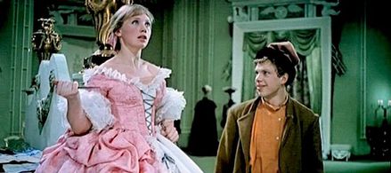 Grenada Mnatsakanova and Aleksandr Potapov in Krepostnaya aktrisa (1963)