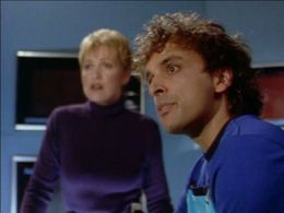 Liz Burch and Alex Pinder in Ocean Girl (1994)