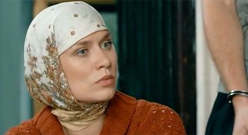 Maria Mashkova in Bednaya Liz (2013)