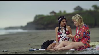 Dania Arancha in Unpacking (2022)