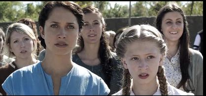 Maiara Walsh and Kennedy Hermansen in The Starving Games (2013)