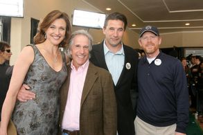 Brenda Strong, Henry Winkler, Billy Baldwin & Ron Howard at the Premiere of A Plumm Summer