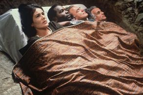 Bruno Ganz, Alex Descas, Sophie Semin, and Eustaquio Barjau in The Absence (1992)