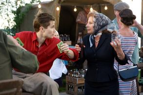 Krystyna Janda and Pawel Szajda in Tatarak (2009)