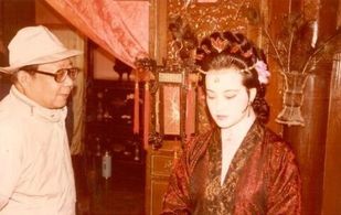 Xiaoqing Liu and Tieli Xie in A Dream in Red Mansions (1988)