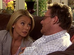 Donal Logue and Kelly Ripa in The Knights of Prosperity (2007)