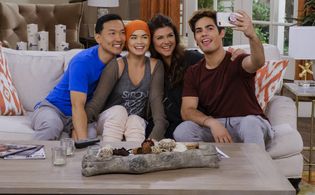 Eddie Shin, Paris Berelc, Tiffani Thiessen, and Emery Kelly in 