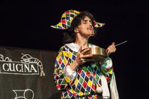 Veronika Bellova as Arlecchino in Servitore di Due Padroni