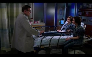 Emily Hinkler, Elizabeth Hinkler, and Oliver Platt in Chicago Med