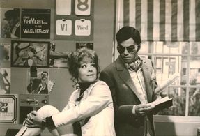 Jirina Bohdalová and Jan Preucil in Four Murders Are Enough, Darling (1971)