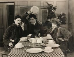 Clyde Cook, Edgar Kennedy, and Sybil Seely in The Eskimo (1922)