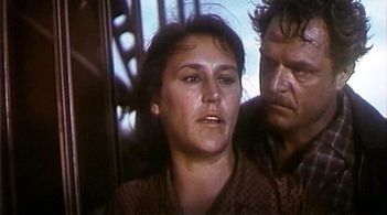 Leonid Markov and Nonna Mordyukova in Russkoye pole (1972)