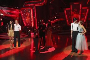Tom Bergeron, Nicole Scherzinger, Brooke Burke, Evan Lysacek, Anna Trebunskaya, and Derek Hough in Dancing with the Star