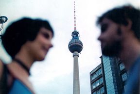 Baki Davrak and Marie Zielcke in Planet Alex (2001)