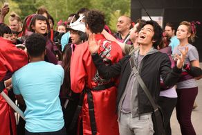 Toru Uchikado and Kiki Sukezane in Heroes Reborn (2015)