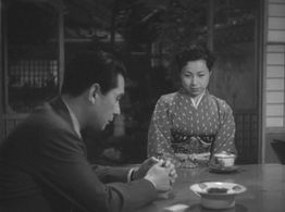 Yatsuko Tan'ami and Ken Uehara in Wife (1953)