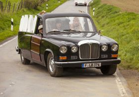 Heiner Lauterbach, Friedrich von Thun, and Emilio Sakraya in Letzte Ausfahrt Sauerland (2015)