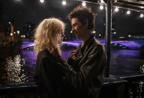 Louis Partridge and Emma Appleton in Pistol (2022)