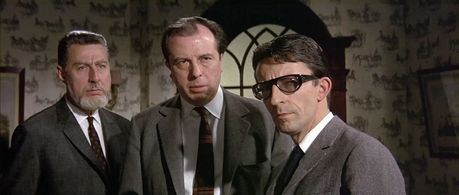 Jacques Eyser, Jean Meyer, and Henri Virlojeux in The Sucker (1965)