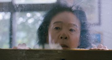 Yun Jeong-hie in Poetry (2010)