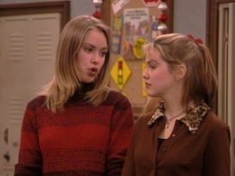 Kristanna Loken and Larisa Oleynik in Boy Meets World (1993)