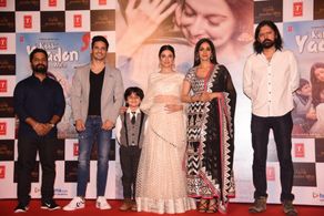 Sridevi and Divya Khosla Kumar at an event for Kabhi Yaadon Mein (2017)