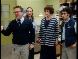 Luk van Mello, Köksal Nurdogan, Ellen Röhrman, and Dela Maria Vaags in Vrouwenvleugel (1993)