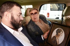 Mikhail Porechenkov and Yuriy Stoyanov in Ten (2017)