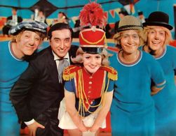 Gabriel Aragón 'Gaby', Emilio Aragón 'Miliki', Mercedes Carreras, Fofito, and Fofó in Había una vez un circo (1972)