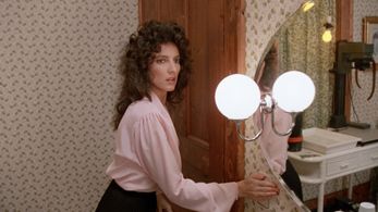 Madolyn Smith Osborne in The Caller (1987)