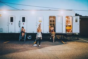 Hanna Griffiths on set