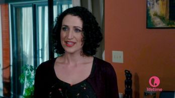 Screen Grab of Tenaya Cleveland in Drop Dead Diva