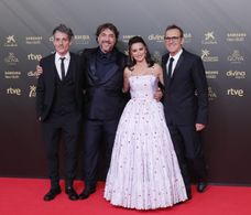 Javier Bardem, Penélope Cruz, Alberto Iglesias, and Alberto Mielgo at an event for 36 premios Goya (2022)