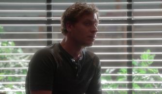 NCIS still of Vince Nappo