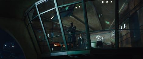 Jennifer Connelly and Mahershala Ali in Alita: Battle Angel (2019)