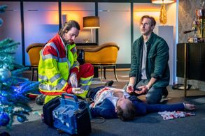 Maximilian Klas, Johannes Hendrik Langer, and Daniel Rossmeisl in Leipzig Homicide: Das Weihnachtswunder (2023)