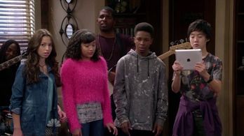 Still of Ethan Lee, Dante Brown, Amandla Stenberg and Franchesca Maia in Mr. Robinson (2015)