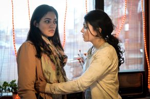 Nilam Farooq and Helen Woigk in Leipzig Homicide (2001)