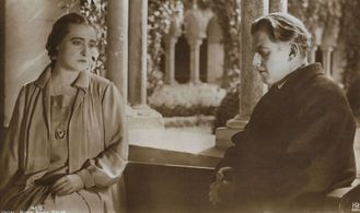 Walter Janssen and Henny Porten in Tragedy (1925)
