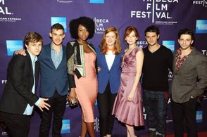 Mo Ogrodnik, John Magaro, Shiloh Fernandez, Haley Bennett, Colby Minifie, Logan Miller, Amanda Warren, and Josh Salatin 