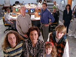 Jane Badler, Steve Jacobs, Petra Yared, Anna Maria Monticelli, Emily-Jane Romig, Paul Sonkkila, and Zbych Trofimiuk in S