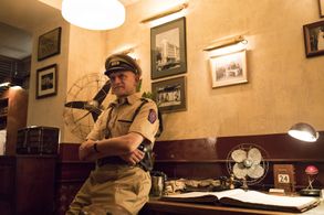 Night at the Bombay Roxy: Inspector Khan