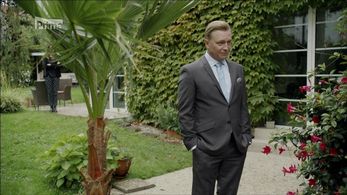 Michal Dlouhý in Kapitán Exner (2017)