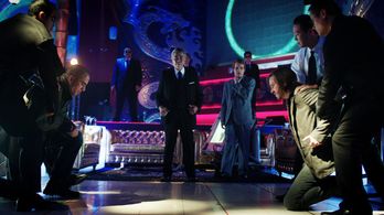 Kirk Acevedo, Denis Akiyama, Zeljko Ivanek, and Aaron Stanford in 12 Monkeys (2015)