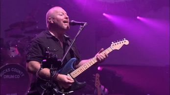 Steve Mac in The Australian Pink Floyd: Live at the Hammersmith Apollo 2012 (2011)