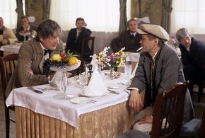 Aleksandr Abdulov and Aleksandr Bashirov in Master i Margarita (2005)