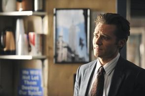Seamus Dever in Castle: Target (2013)