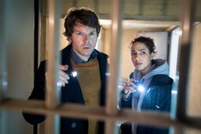 Steffen Schroeder and Amy Mußul in Der vierte Mann (2019)